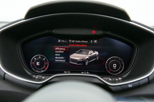 Audi TT Roadster 2.0 TDI Ultra 2015 года  (UK)